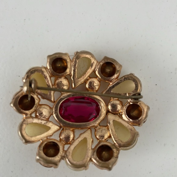 Antique costume brooch 2” long - Picture 2 of 2